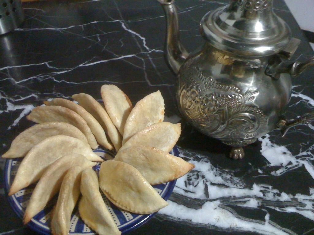 Riad Letchina 페스 외부 사진